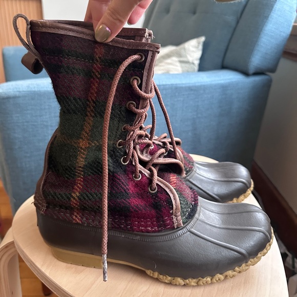L.L. Bean Boots in Wool Plaid - Picture 4 of 6